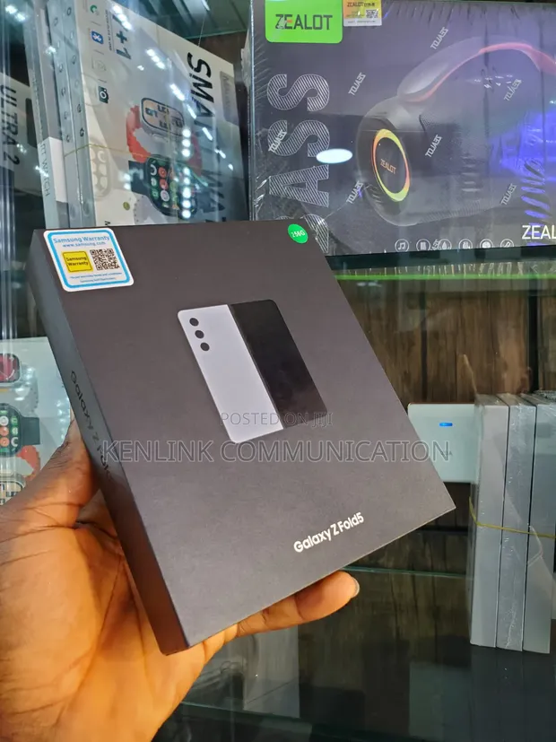 New Samsung Galaxy Z Fold 5 256GB Blue - 1