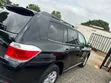 Toyota Highlander 2013 Baƙi - 3