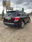 Toyota Highlander 2011 Burgundy - 1