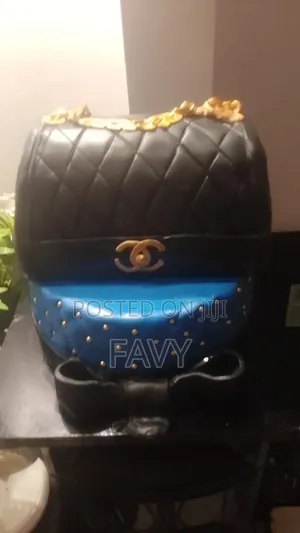 Channel Bag Cake