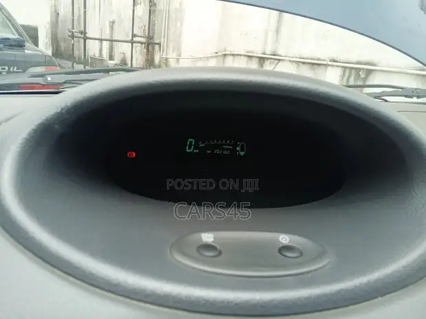 Toyota Yaris 2003 - 1