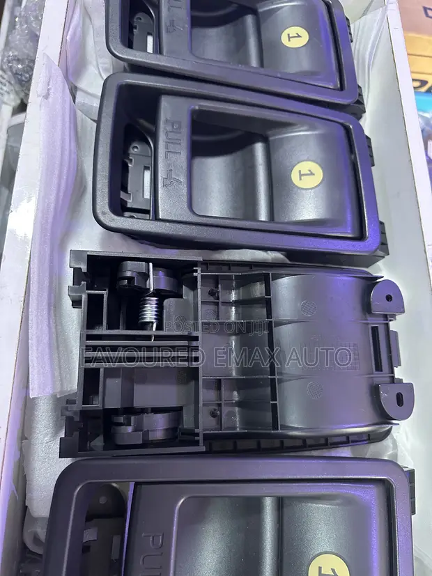 Toyota Sienna Seat Opener (2011-2020) - 1