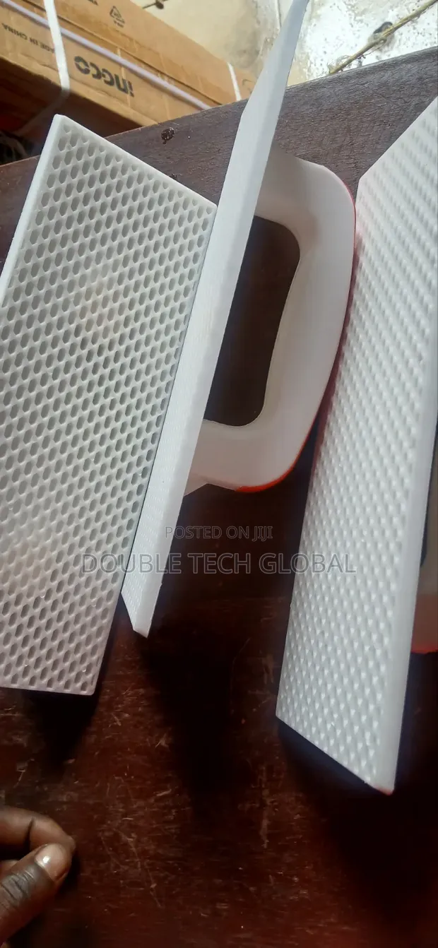 Plastic Honeycomb Plastering Float - 1