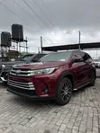 2018 Toyota Highlander XLE AWD 3.5L V6 Burgundy - 3