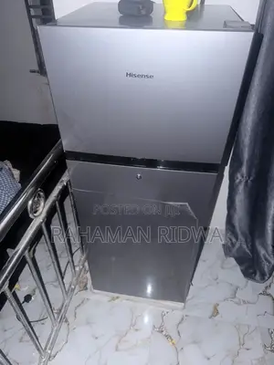 Super Clean Hisense Double-Door Top-Freezer Refrigerator