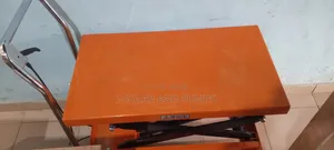 PTS 500 Kg Hydraulic Lift Table - Stapler