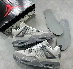 High Quality Air Jordan 4 Sneakers
