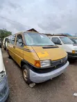 Volkswagen Transporter 1999 Yellow - 1