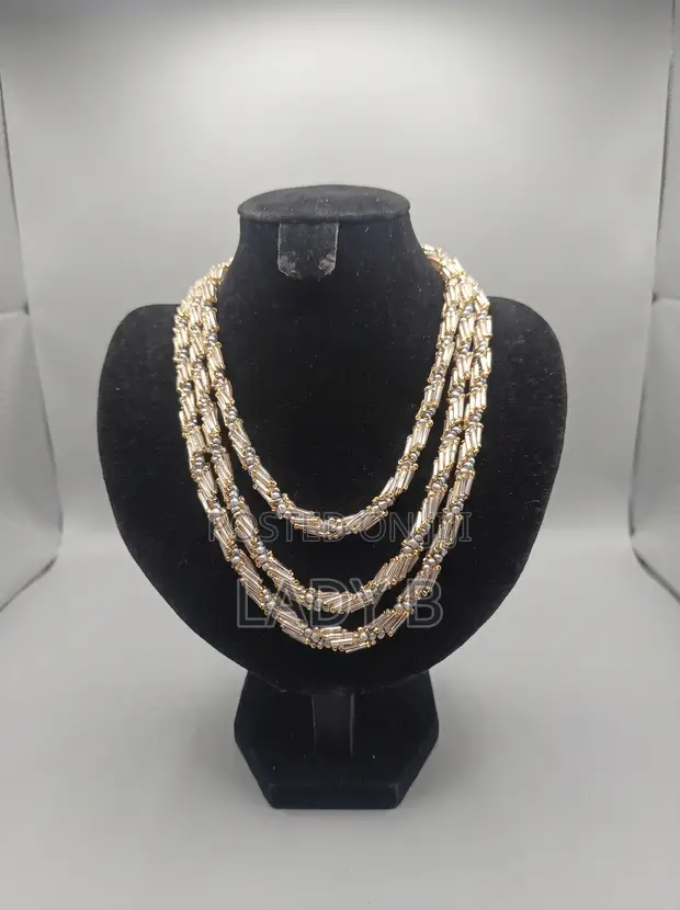 Sarkara Zinariya 3-Layer Seed Bead Kalaba tare da Spiral Crystal - 1