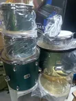 Complete Yamaha 5-Piece Drum Set with Thick Cymbal/Hi-Hat - 1