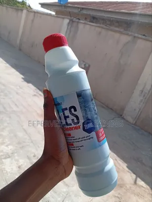 Effervescent Tiles Cleaner 1L