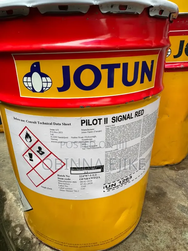 Interthane 990 Epoxy Marine Paint - 1
