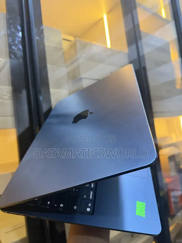 Apple MacBook Air 2025 M4 16GB RAM 256GB SSD - Midnight Green - 1