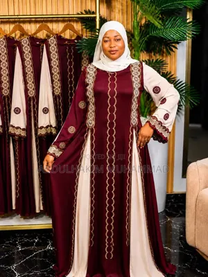 Abaya ta Masar da ake samu