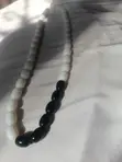 Kyakyawan Saitin Gyale Na Gargajiya Mai Launi Fari Da Baki - 1