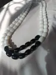 Kyakyawan Saitin Gyale Na Gargajiya Mai Launi Fari Da Baki - 2