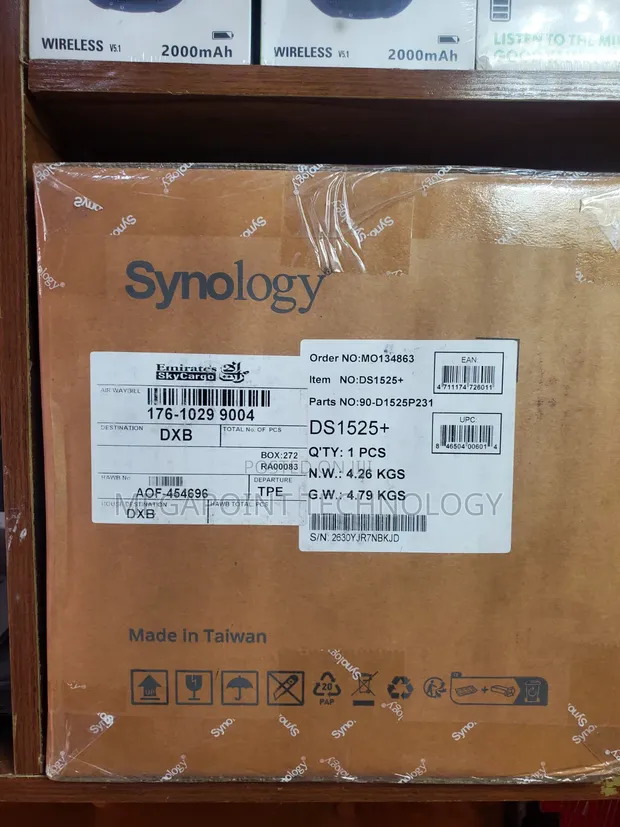 Synology DS1525+ DiskStation 5-Bay NAS - 1