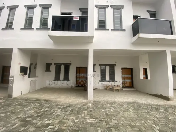 3 Bedroom Duplex for Sale a Garin Ikota Villa - 1