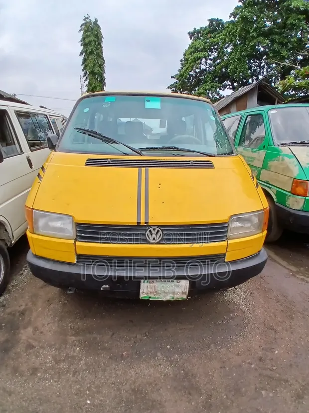 1995 Volkswagen Transporter Yellow - 1
