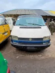 Volkswagen Transporter 1998 White - 1