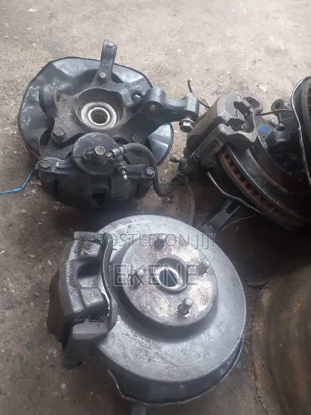 Toyota Corolla Shocks and Hub (Used) - 1