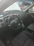 Pontiac Vibe Automatic 2004 Silver - 1