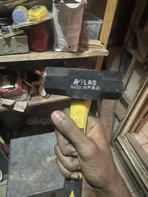 Atlas 1.5kg High Carbon Steel Sledge Hammer