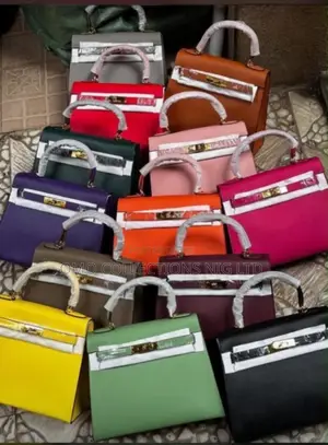 Kyakyawar Jakar Hannu ta Louis Vuitton
