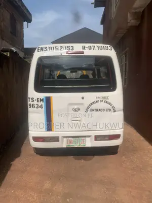 Daihatsu Hijet 2020 - Mini Bus