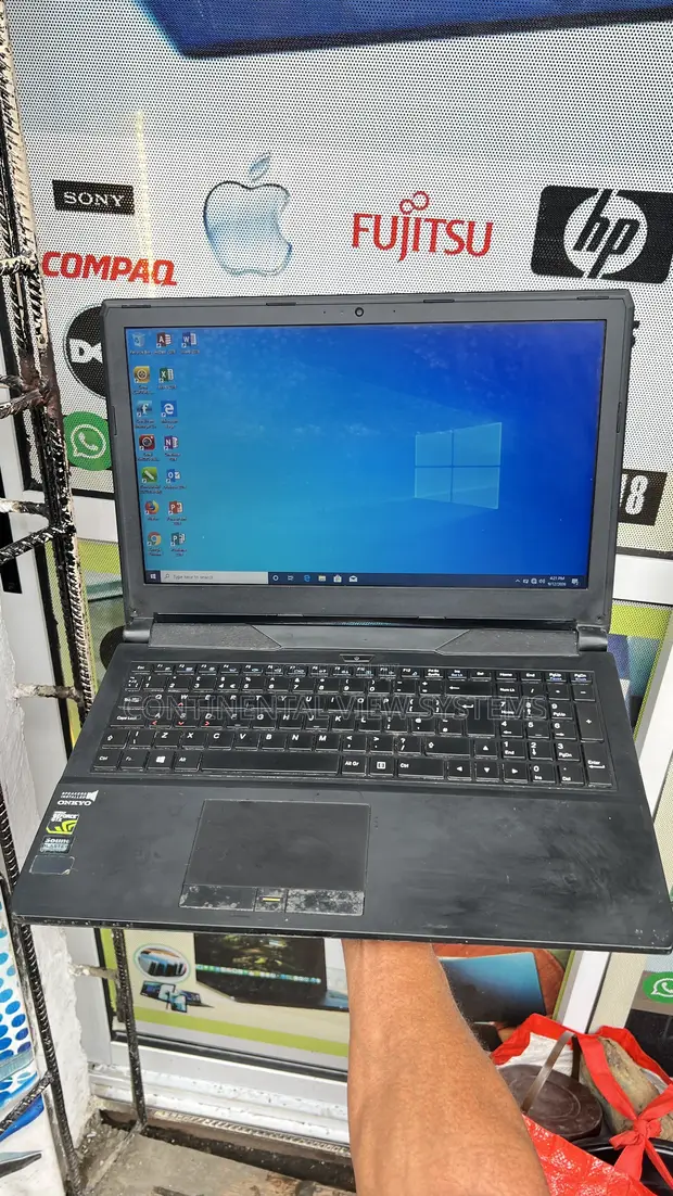Onkyo R417 Laptop - Core i7, 16GB RAM, 512GB SSD - 1