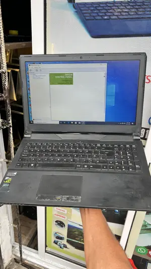 Onkyo R417 Laptop - Core i7, 16GB RAM, 512GB SSD