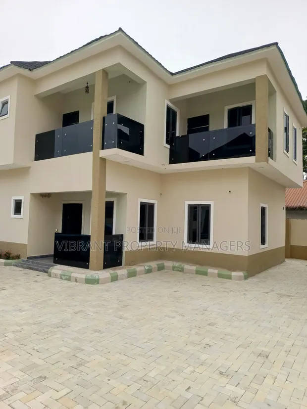 4-Bedroom Duplex for Rent in Gwari Avenue, Kaduna - 1