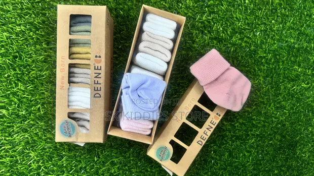Defne 8-in-1 Baby Socks (Infant to 6 Months) - 1