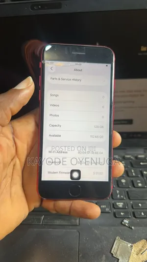 Apple iPhone SE (2022) 128GB Red