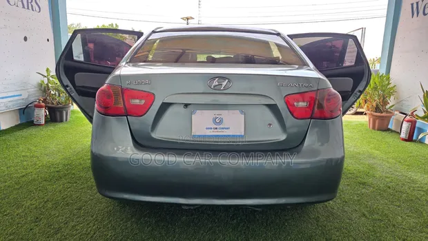2009 Hyundai Elantra Green - 1