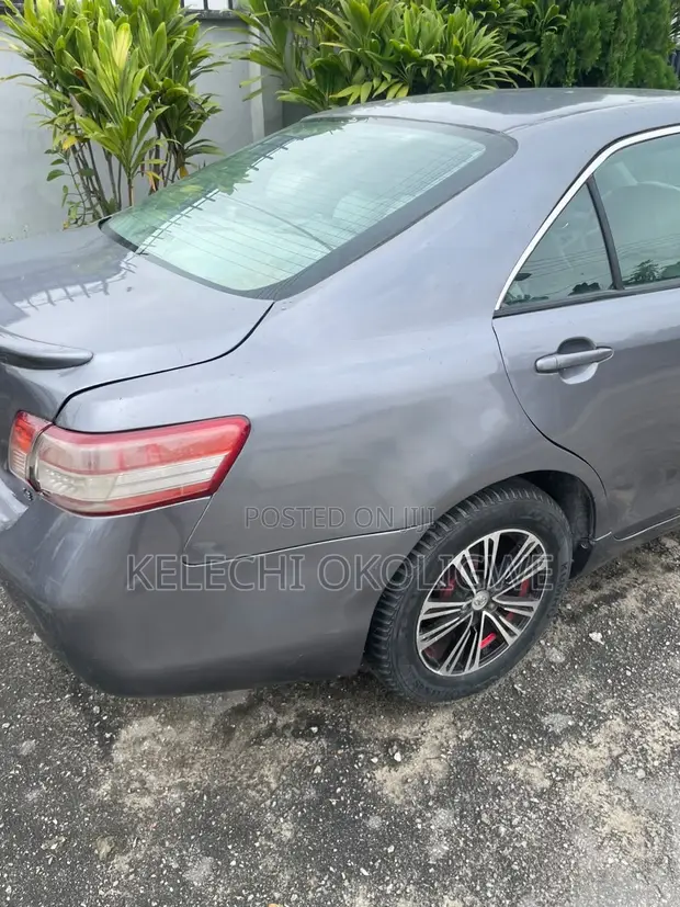 Toyota Camry 2007 Gray - 1