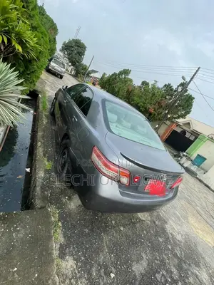 Toyota Camry 2007 Gray