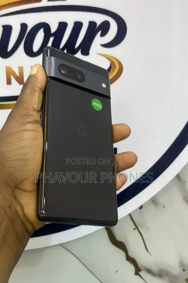 Google Pixel 7 256GB Black (UK Used) - 1