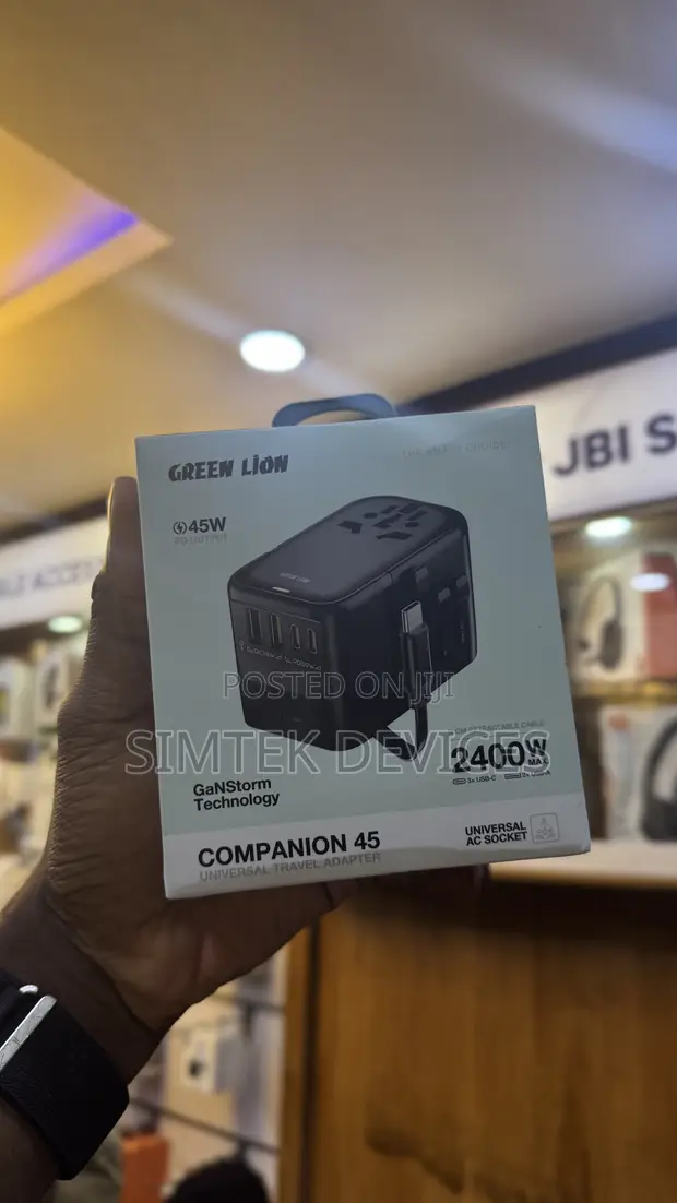 Green Lion 45W Universal Travel Adapter - 1