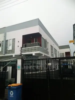 Gidan Semi-Detached Mai Dakuna 4 Don Siyarwa a Ikota Villa Estate