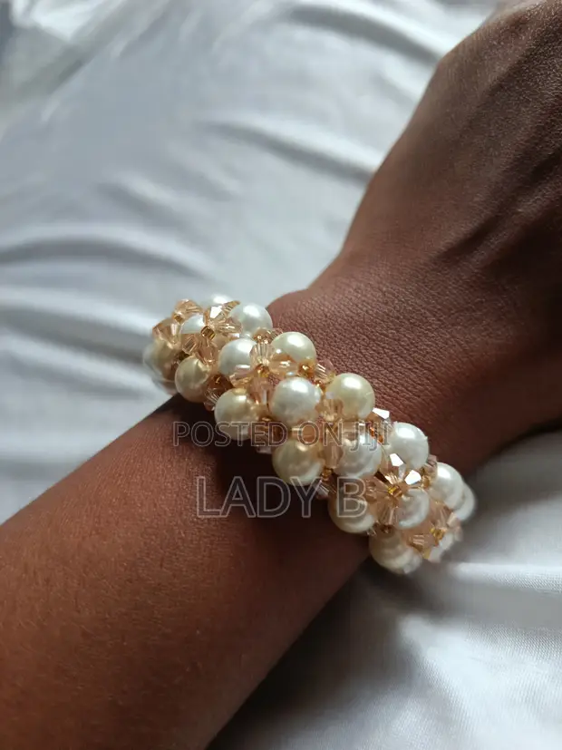 Elegant Beaded Bracelets - White Pearl & Crystal - 1