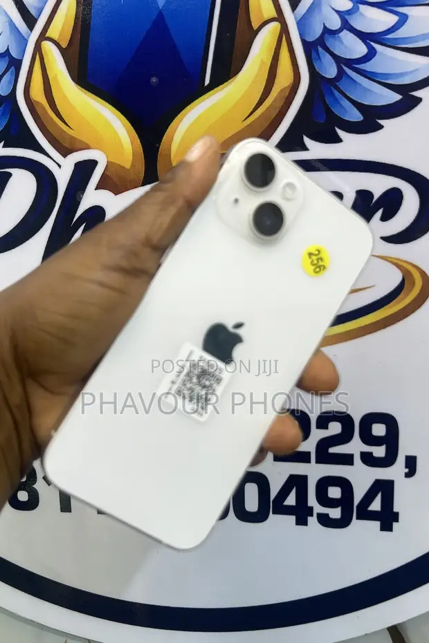 Apple iPhone 14 256GB White (UK Used) - 1