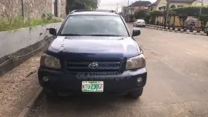 Toyota Highlander V6 2005 Blue