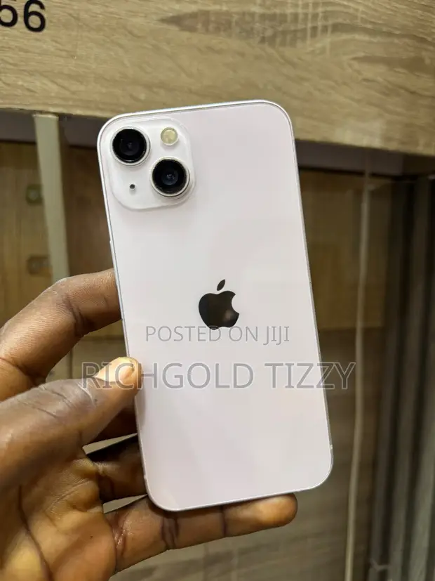 Apple iPhone 13 128GB White - 1