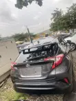 Toyota C-HR 2018 Gray - 3