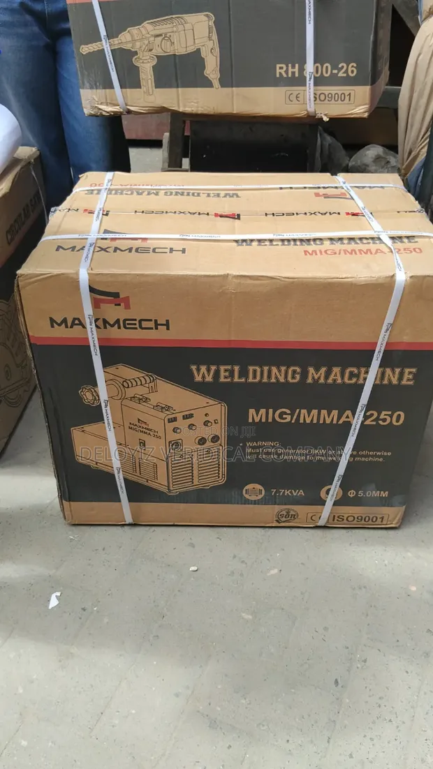 MaxMek 250A MIG Welding Machine - 1