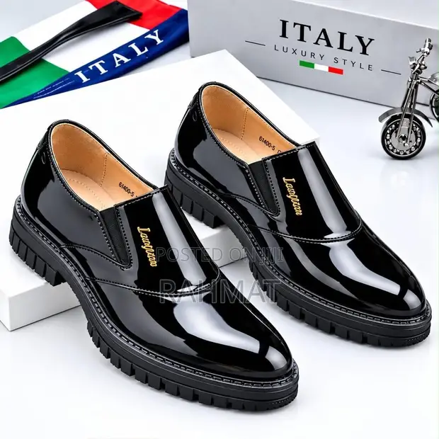 Louis Vuitton Men's Leather Flats Shoes - Black - 1