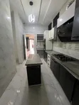 Mini Flat Mai Cikakken kayan sawa don haya a Yankin Chevron mai Tsaro - 2