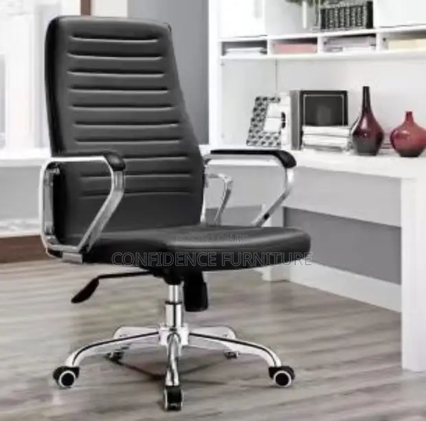 Kujerar Ofis Mai Hannun Karfe da Fata - 1