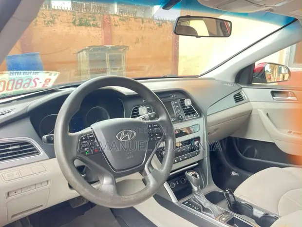 Hyundai Sonata 2015 Red - 1